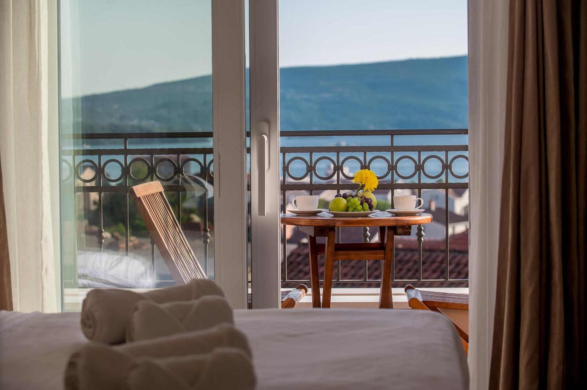 Luxury Apartments Ivanovic Tivat Ngoại thất bức ảnh