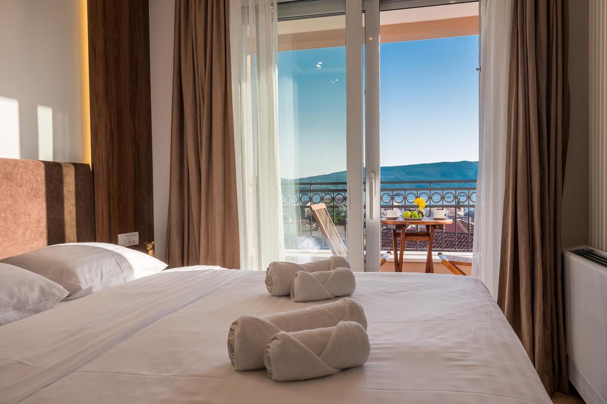 Luxury Apartments Ivanovic Tivat Ngoại thất bức ảnh
