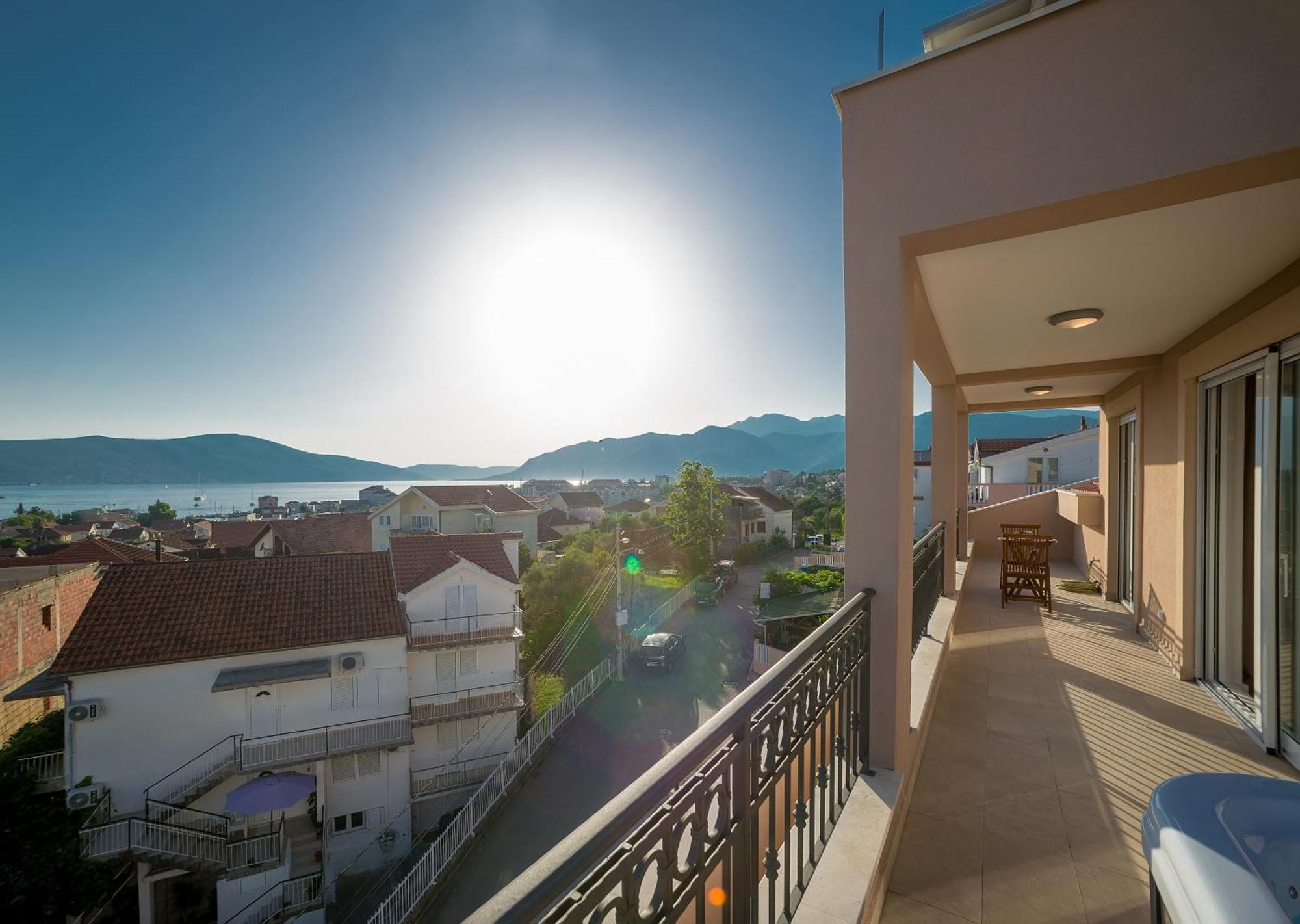 Luxury Apartments Ivanovic Tivat Ngoại thất bức ảnh
